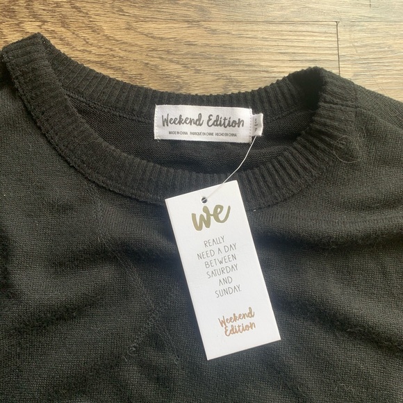 ❤️ 2 for 15 ❤️ NWT Urban planet black sweater - Picture 3 of 3